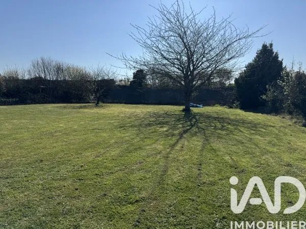 Terrain 960 m²