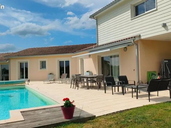 Maison 10 pièces 283 m2
