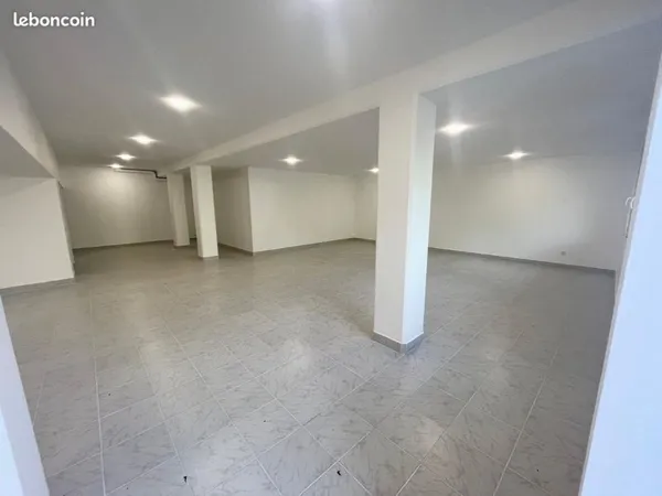 LOCAL COMMERCIAL / PROFESSIONNEL - 108 m² - GARE DE DEUIL-MONTMAGNY