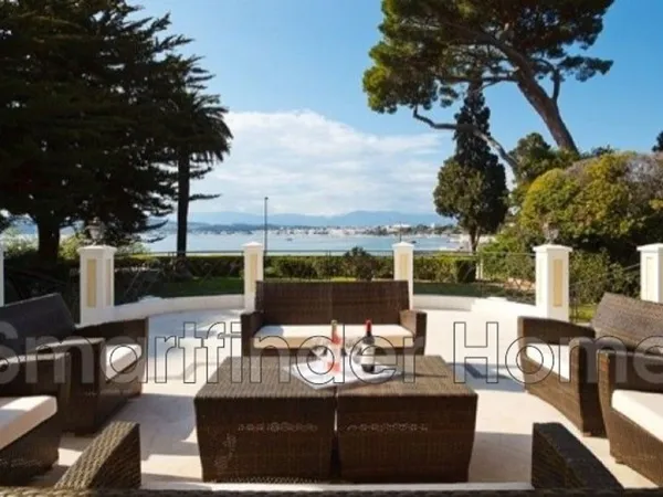 Villa 10 pièces 700 m²
