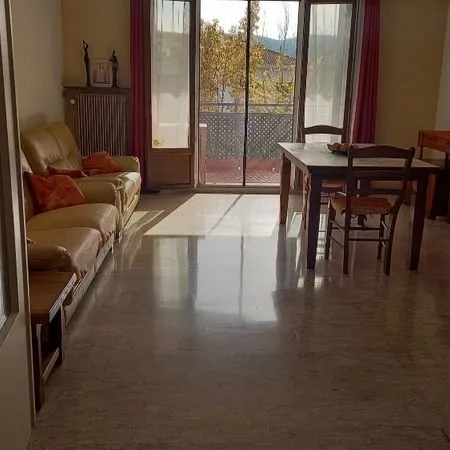 Appartement 88 m2, 4 pièces Facultés