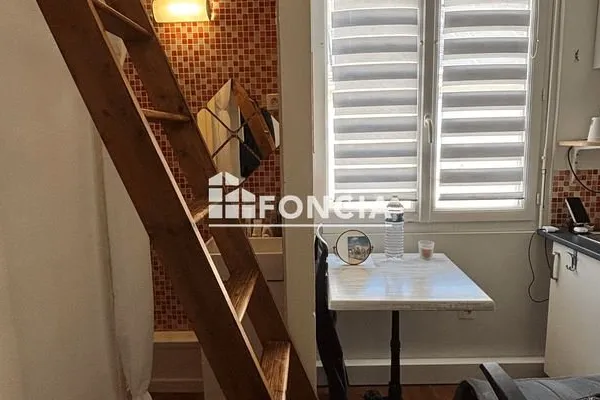 Appartement 1 pièce 9 m²