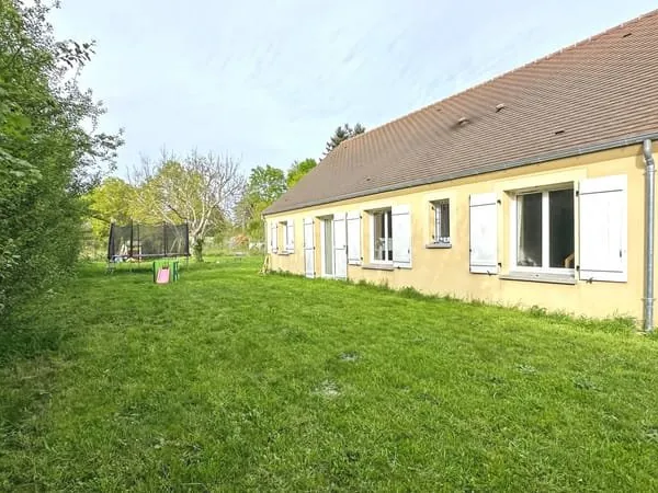A Vendre - Maison de plain-pied proche du centre-ville de 10