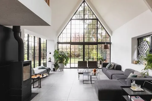 Maison 9 pièces 245 m²