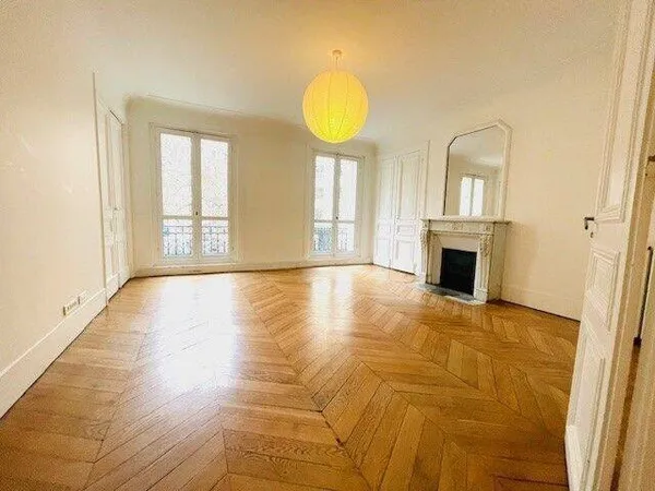 Bureaux 105 m²
