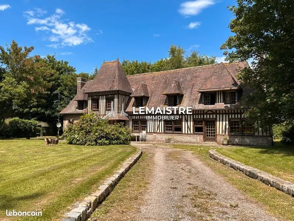 Propriété 7 pièces 194 m²