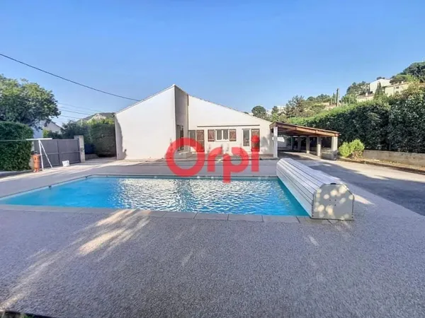 Villa 4 pièces 116 m²