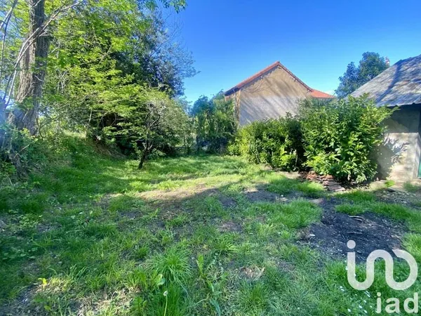 Bâtiment 280 m²