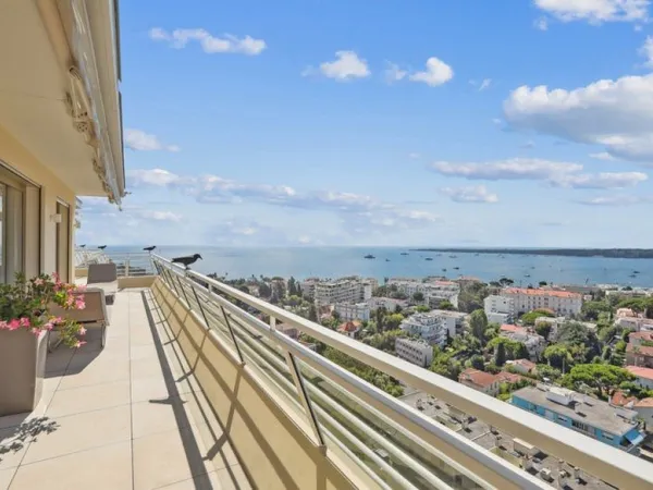 Appartement d'exception Cannes vue mer panoramique