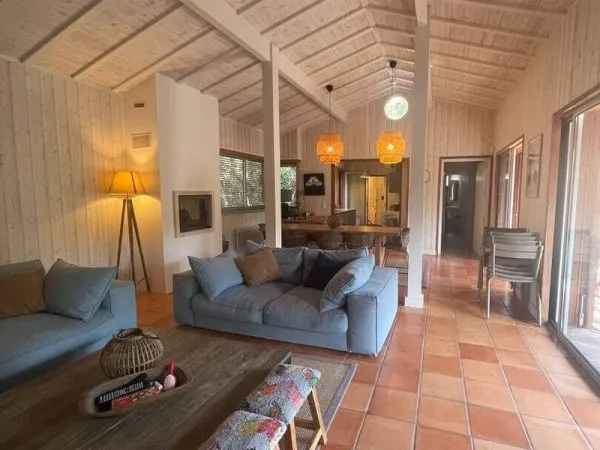 Villa 6 pièces 130 m²
