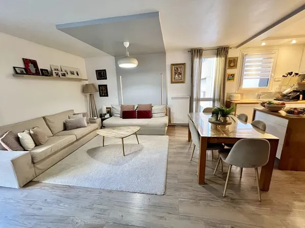 Appartement Vanves 4 pièce(s) 91.70 m2