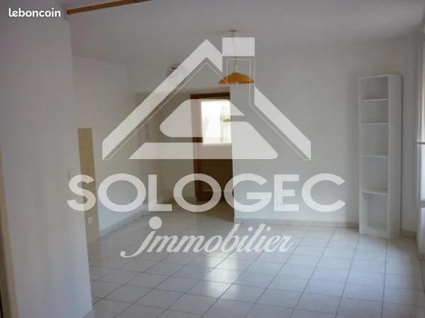Studio 1 pièce 25 m²