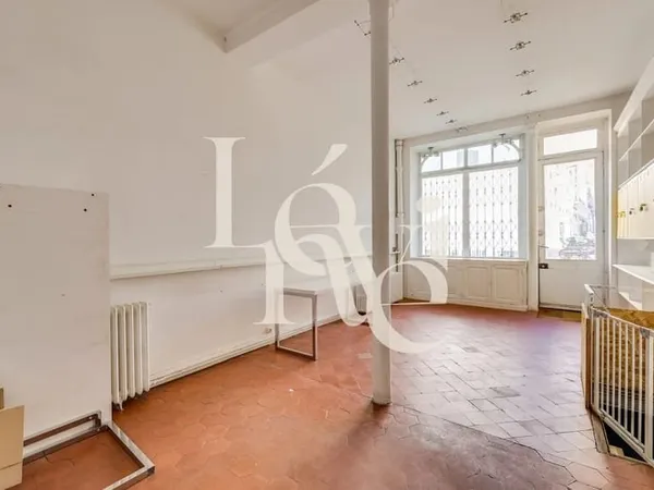 Local commercial - 88m2
