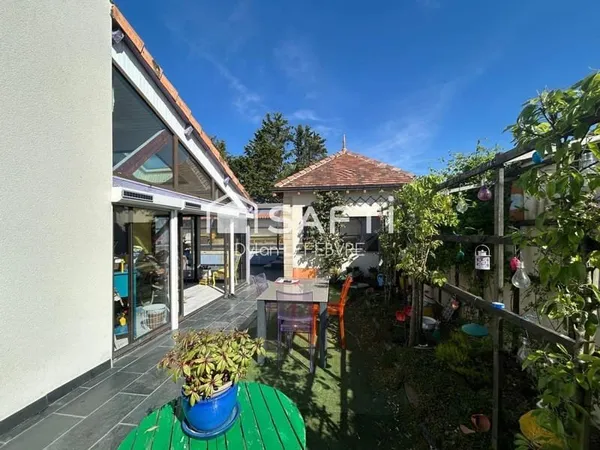 Maison 6 pièces 150 m²