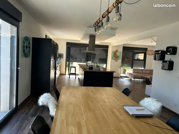 VENTE DIRECTE — PARTICULIER À PARTICULIER — SANS AGENCE Maison individuelle 180 m² — Bollwiller (68)