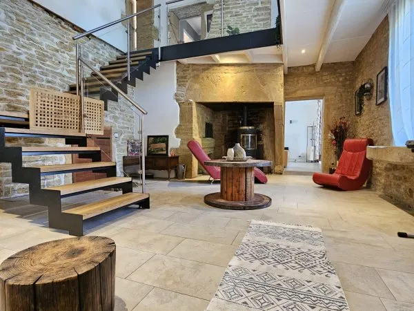 Maison 5 pièces 254 m²