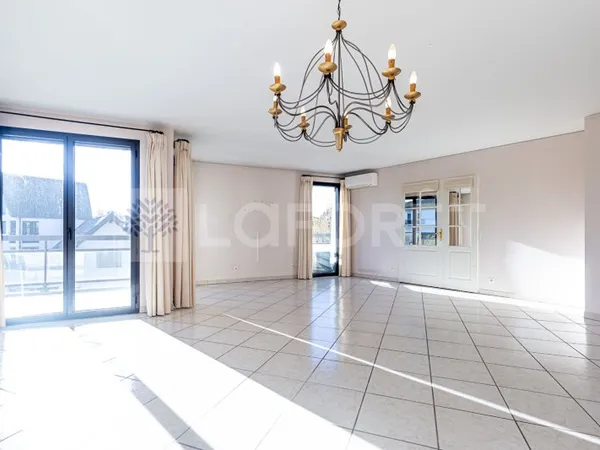 Appartement 3 pièces 111 m²
