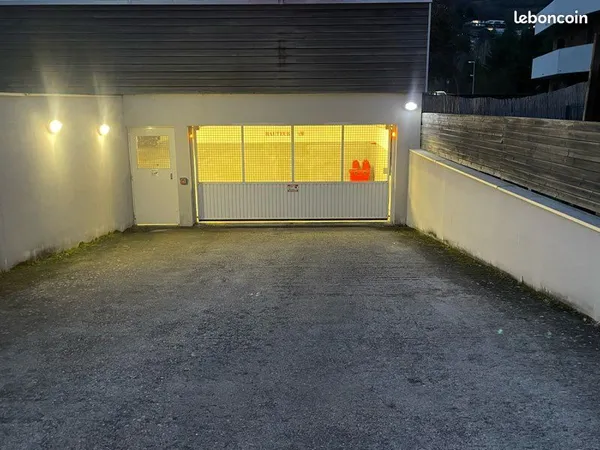 Place de parking mécanisée