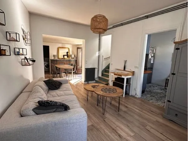 Maison individuelle NON MITOYENNE 81 m²