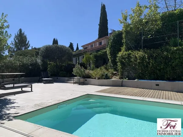 NOUVEAU SPLENDIDE VILLA HAMEAU ROQUEBRUNE-CAP-MARTIN