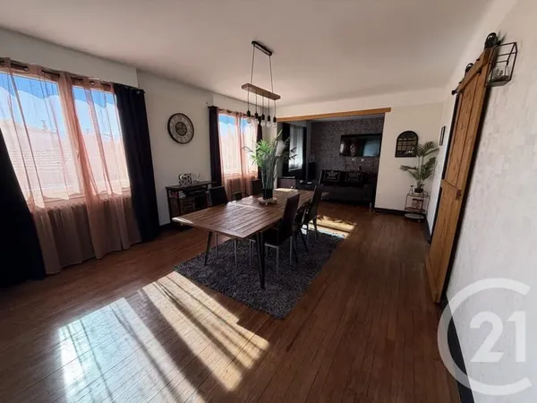 Maison 6 pièces 163 m²