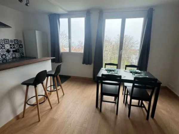Studio 1 pièce 27 m²