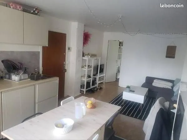 Loue chambre meublée proche centre