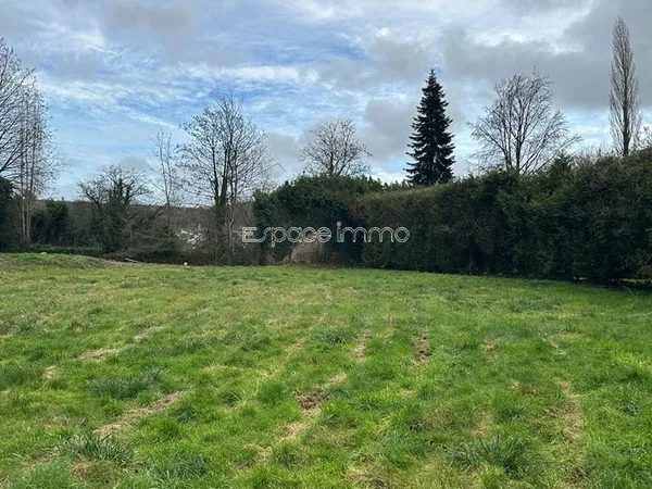 DOMAINE PRIVE - TERRAIN A BATIR - MONTVILLE BORDURE DE RIVIERE - 1151m²