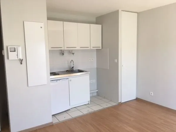 APPARTEMENT T1 REIMS DAUPHINOT