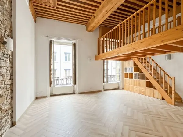 Appartement 2 pièces 67 m²