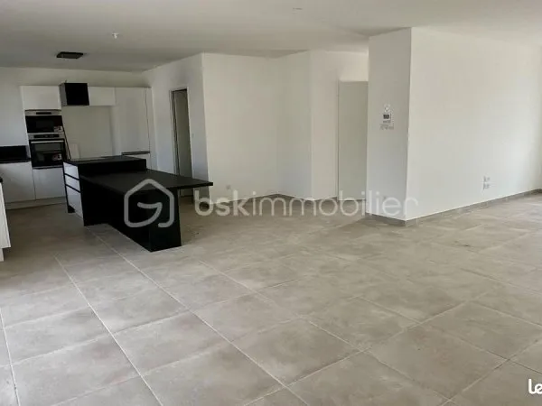 Villa 4 pièces 115 m²