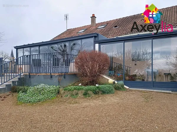 A vendre - varenne saint germain - maison 4 chambres et terrain