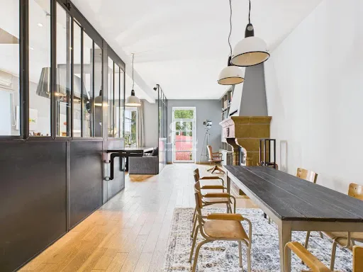 Maison 6 pièces 161 m²