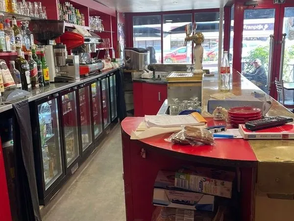 Local commercial 105 m² CHAVILLE