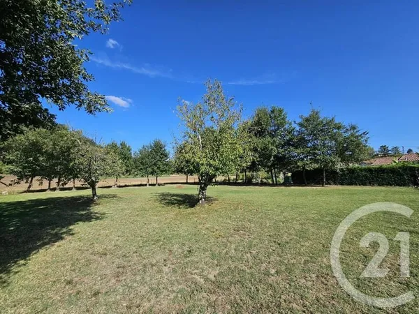 Terrain 1609 m²