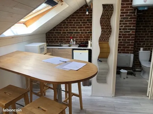 STUDIO MEUBLE secteur Cormontaigne la Catho pour étudiant