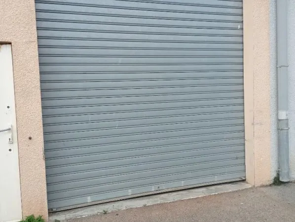 Entrepôt 137m2