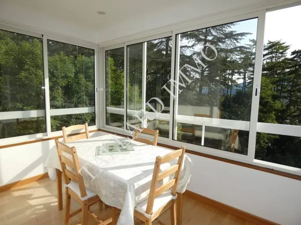 Appartement 7 pièces 157 m²