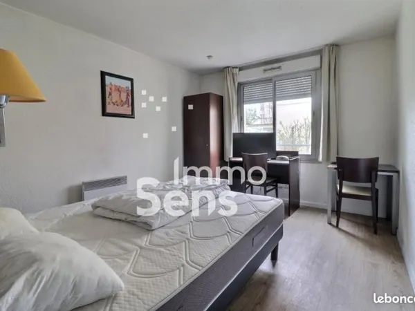 Studio 1 pièce 18 m²