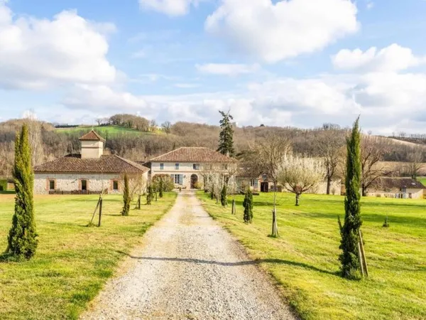 Maison de luxe 17 pièces 486 m²
