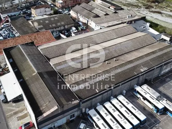 A LOUER ENTREPOT 2232m² LA TRINITE SECTEUR EST DE NICE