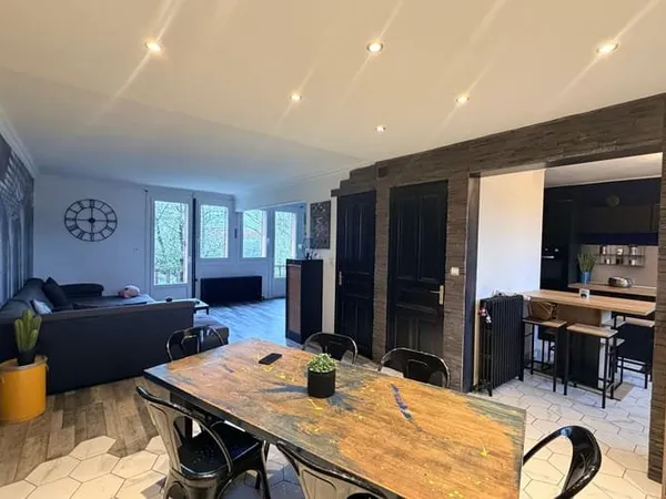 Maison 5 pièces 140 m²