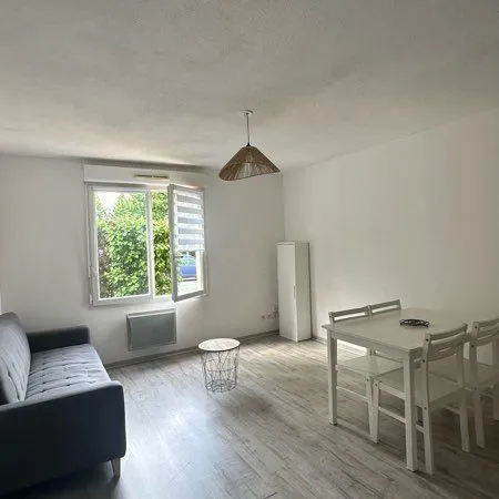 À louer - Appartement T2 meublé de 38 m² en résidence sécurisée avec parking (Poitiers)
