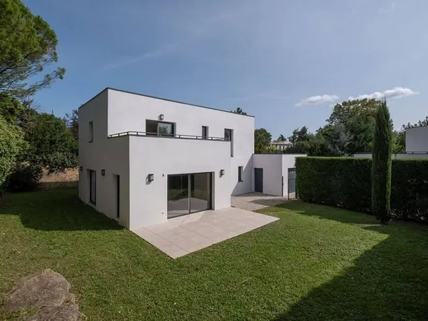 Maison 5 pièces 147 m²