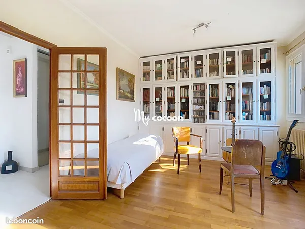 Maison 5 pièces 180 m²