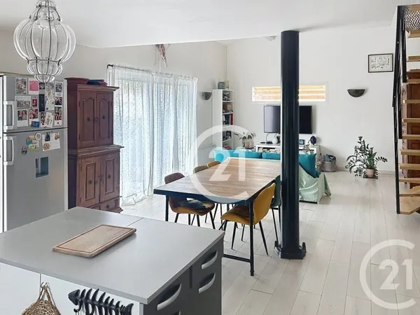 Maison 5 pièces 137 m²