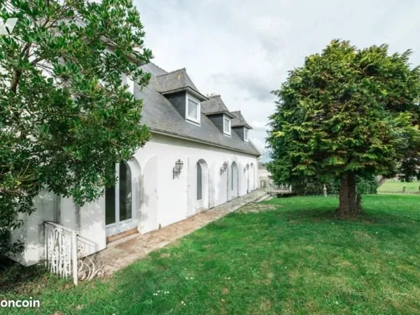 Maison 217 m² HILLION
