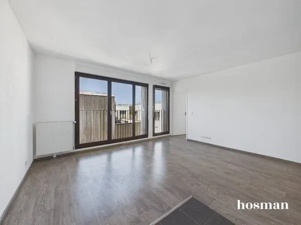 Lumineux et calme absolu ! T2 - 44 m² - Dernier étage avec asc - parking et rooftop commun - Romainv