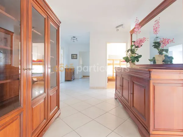 Saint-cergues 4 pièce de 90m2 avec garage et balcon