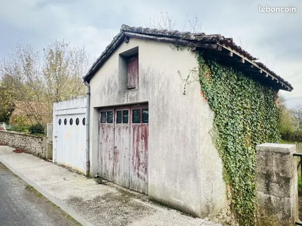 Parking 20 m² Saint Auvent